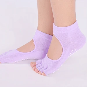 Wholesale anti slip sock Fitness Comfortable Cotton Fashion Yoga Sock women socks