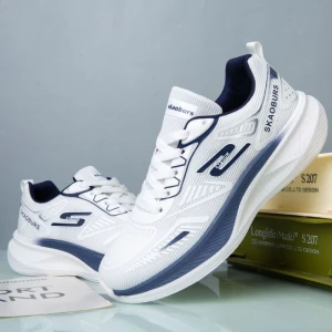 Stylish and versatile men's and women's running shoes—lightweight, breathable mesh travel footwear