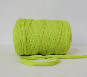 Soft and Colorful 100g 400g Roll 2cm 3cm Width 100% Polyester T-shirt Yarn for Handmade Crafts and Bags