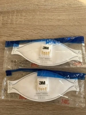 3M N95 9210+ / 37192 Disposable Particulate Respirator Surgical Face Mask