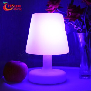 2020 Hot Sale Romantic Cheap Wireless Touched Color Changing Bed Light Led Table Lamp