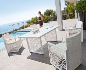Cheap Garden Furniture Wicker Rattan Dining Outdoor Table (DH-2020)