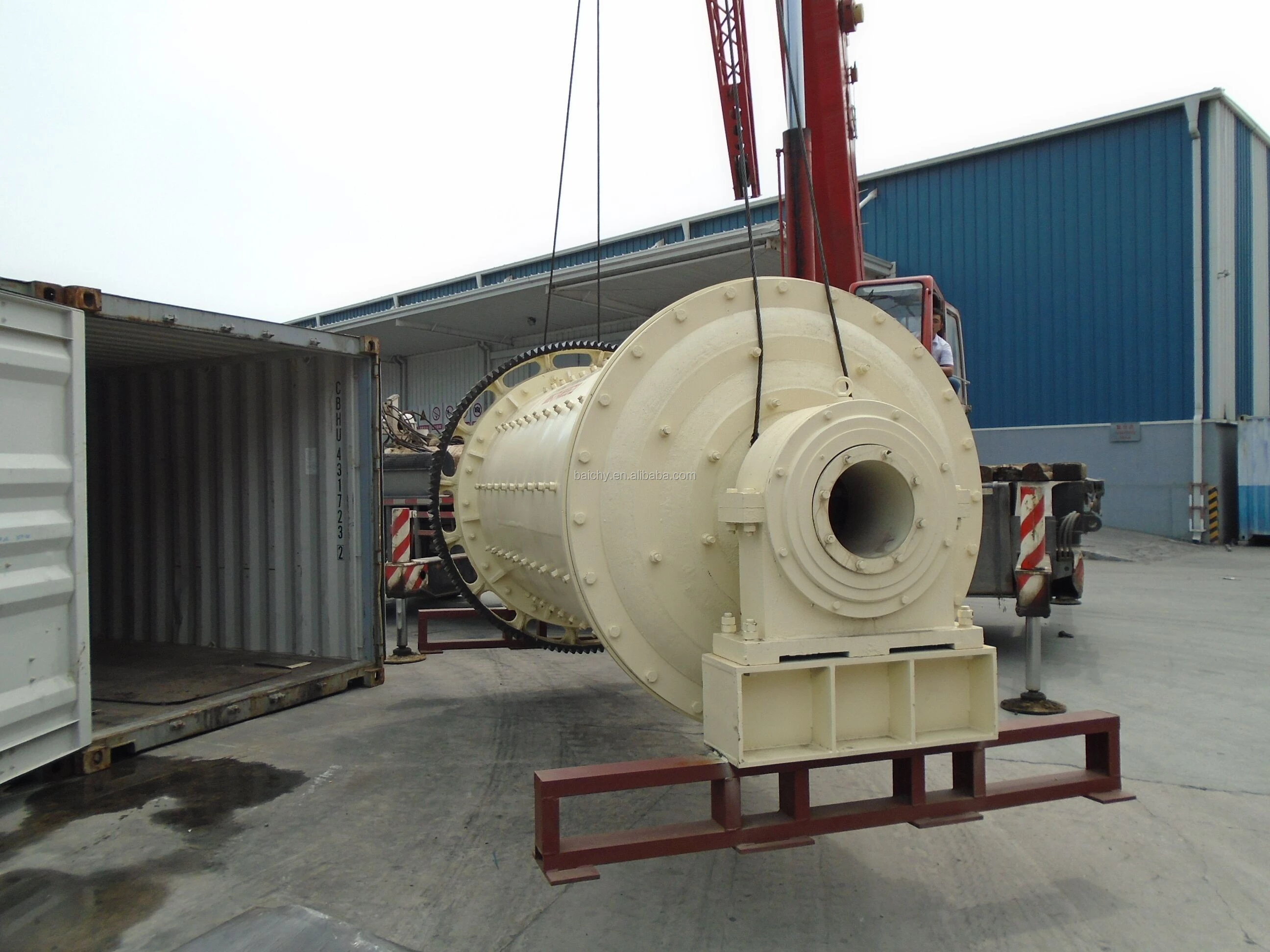 Energy saving continuous dry ball mill kaolin grinding mill with air classifier and packing system