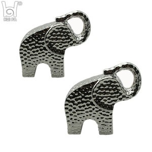 hot seller table ceramic silver elephant with dimple design figurine for home and garden decoration