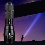Hot selling t6/ L2 Strong light ultrafire led flashlight with low price