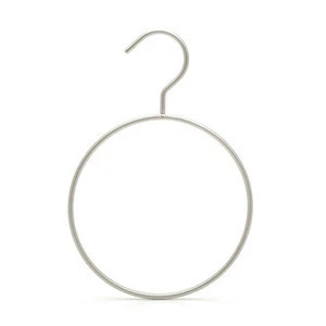 Metal ring hanger for towels and silk crafts