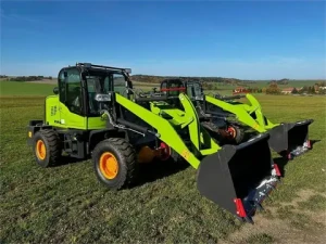 New in 2024 mini wheel loader diesel 4x4 mini front end diesel backhoe mini loaders with CE with best price