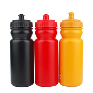 Outdoor sports 600ml bicycle pe sport squeeze water bottle running