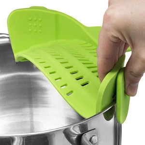 Strain Strainer, Clip On Silicone Colander, Fits all Pots and Bowls/ Silicone Drainer.