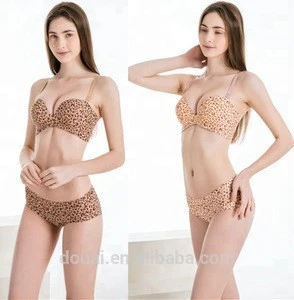 Sexy Print Bra and Panty Women Underwear Set - China Panties and Bra price