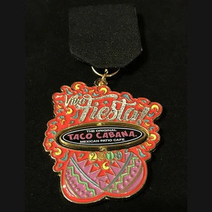 Wholesale custom personalized art collection colourful metal necklace medal