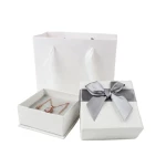 Wholesale Paperboard ring box Paper engagement wedding Small gift box luxury jewelry packaging for Necklaces