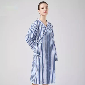 A hospital gown that is easy to take off
