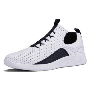 2018 new arrival wholesale in stock low cut slip-on fashion black white color china men causal sports PU leather flat shoes