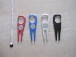 Aluminium automatic retractable golf divot tool