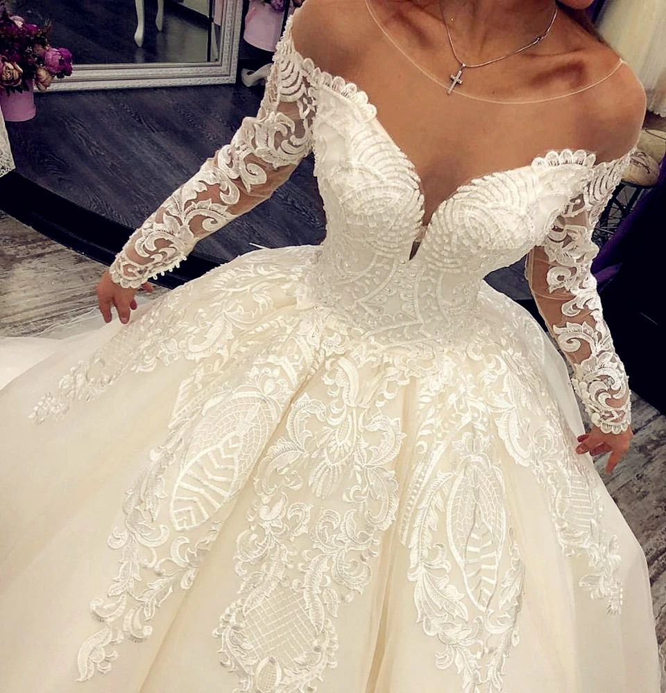 Brand   Lace Appliqued Bridal Gowns Scoop Beaded Wedding Dresses Floor Length vestido de noiva Latest Design Bridal Dresses