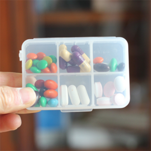 Disposal plastic pill box organizer 6 compartment pill case small medicine box for sale