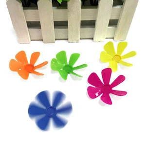Funny Rotate Top Spinning Flower Shape Promotional Toys for Kids