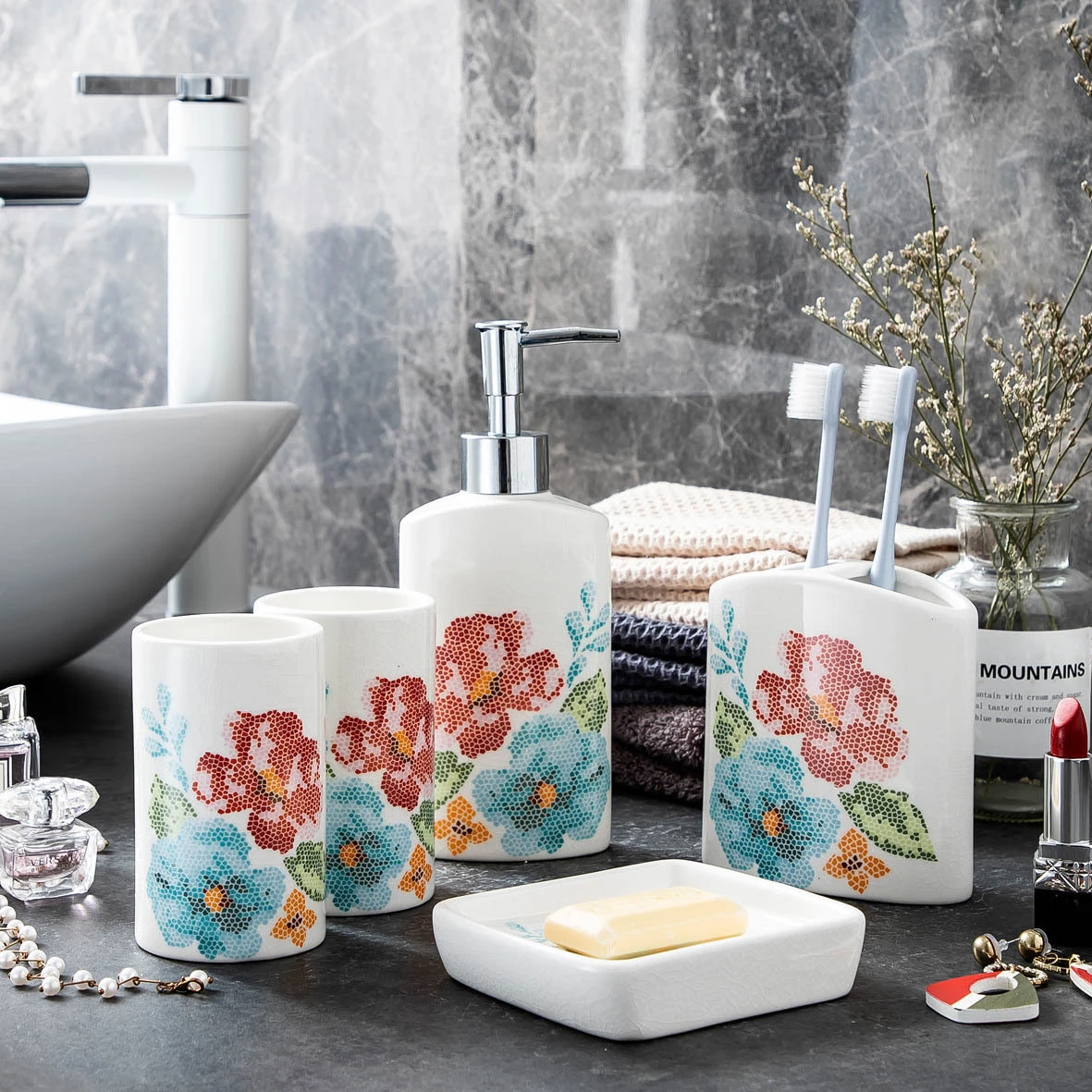 Home Decoration High Quality Bathroom Accessories Chinese Style Five-piece Ceramic Bathroom Accessories Sets
