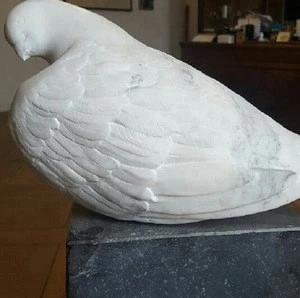 Home or garden White marble stone bird sculpture