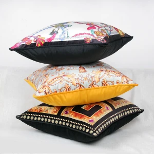 Luxury velvet print decorative cushion cover