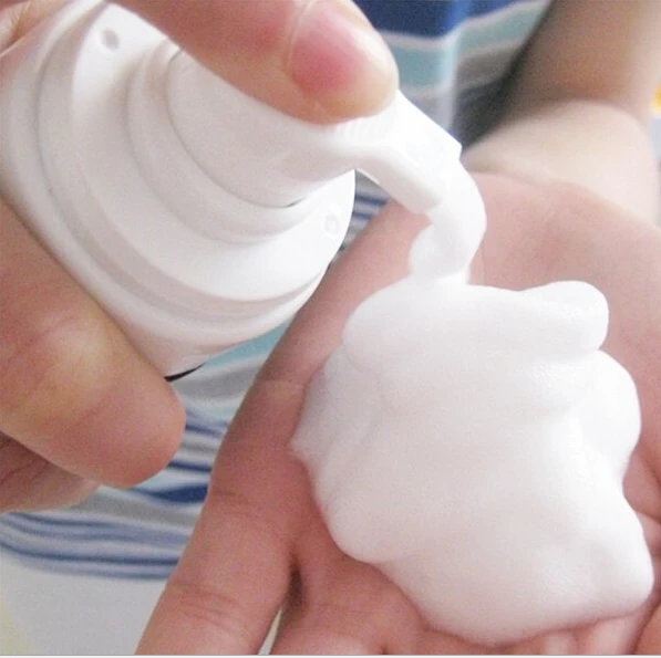 Natural organic mild moisturizing OEM deep cleansing anti acne face wash Facial Foam Cleanser