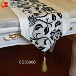 New design custom high quality wedding gold table runner