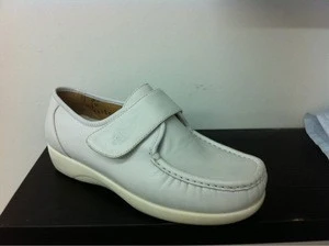 nurses uniform comfort shoes