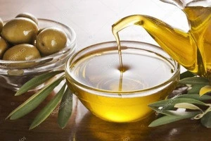 Pure Olive Oil For Hair Care, Body Care, Face Care Available