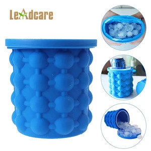 Space-saving round silicone mold magic ice cubes ice bucket, customized silicone wine ice bucket