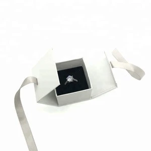 Wholesale Luxury Small White Folding Printed Paper Packaging Wedding Ring Jewelry Box With Ribbon Bow
