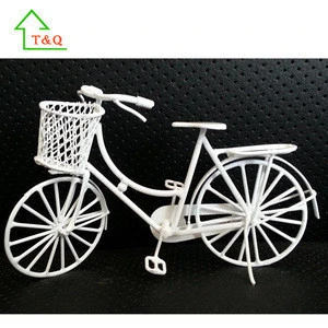 1:12 Doll&#39;s House Dollhouse Metal White Wire miniature bicycle