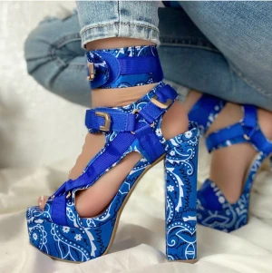 2021 Summer Womens Pumps Open Toe Cashew Flower High Heel Shoes Thick High Heels With Bag Totem Satin Ankle Strap Women Sandals