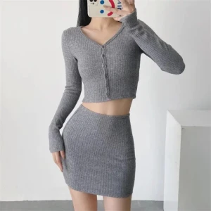 2023 Women V neck single breast slim-fit cardigan T-shirt top + high waist stretch tight wrap hip skirt set