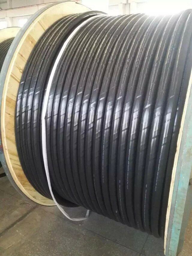 600 / 1000V XLPE Insulated , PVC Sheathed , Armoured Power Cables ( Multicore ) IEC60502 - 1 BS5467