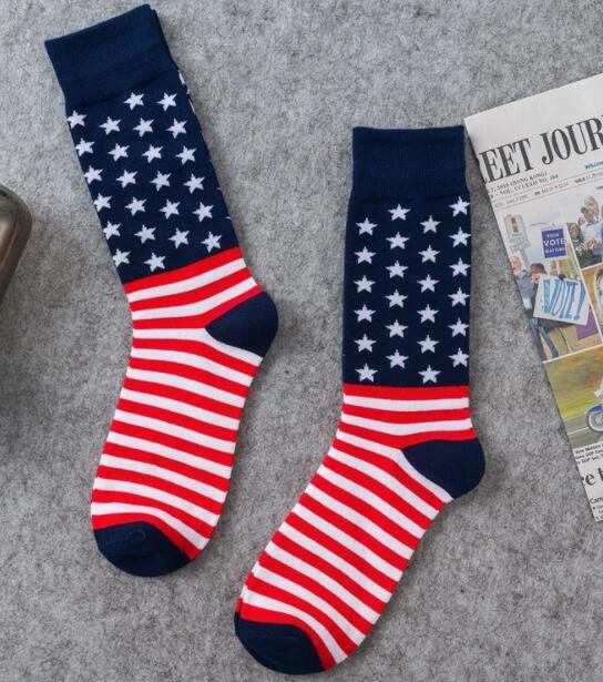Amazon Wish hot selling American flag striped cotton socks men crew sport sock