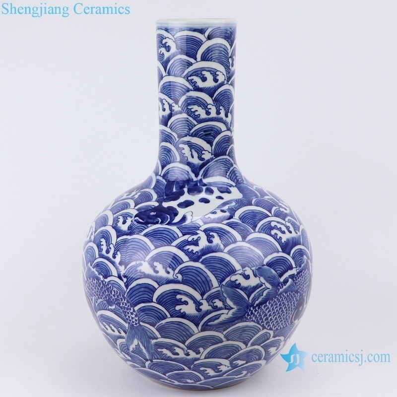 Archaized Blue and White Porcelain Sea Fish Grain Globular Vase