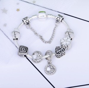 Fahion jewelry charm bracelet
