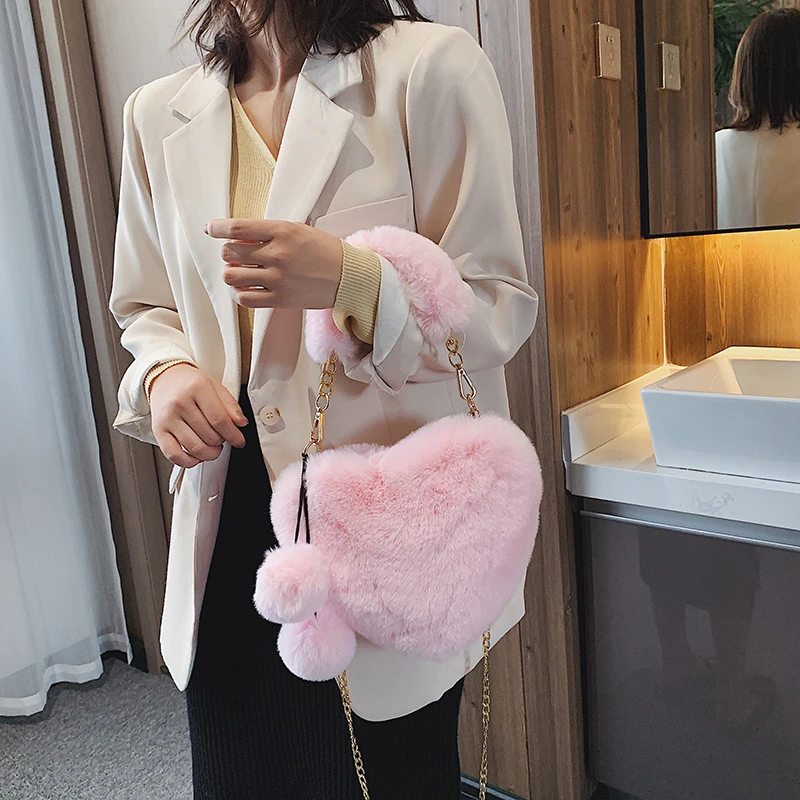 Pink heart-shaped mini fur with chain bag fashion cute Messenger