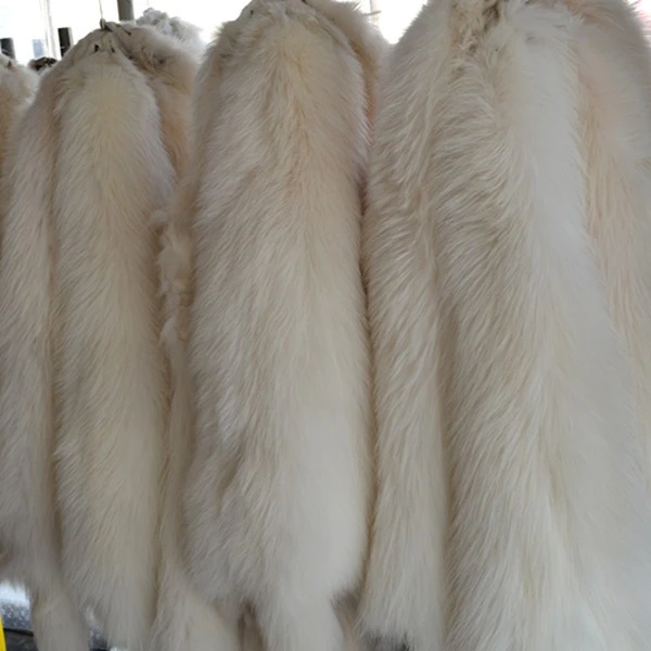Genuine dyed raccoon fur for hood wholesale pelt raccoon fur