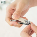 Guangzhou wholesales stainless steel manicure pedicure nail clipper nail cutter set
