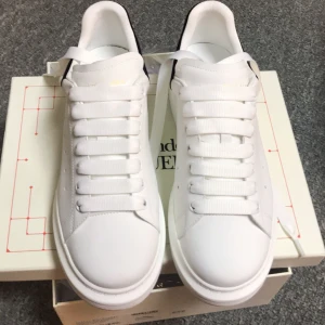 New boys brand style wholesale low price  shoes casual balance sports lovers running sneaker stock 574 pairs shoes