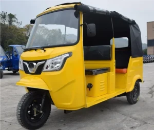 New Model Hot Selling 4 Seat Passenger Petrol Tricycle Gasoline Motor Tricycles