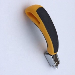 Plastic handle handheld nail puller for maintenance and carpentry