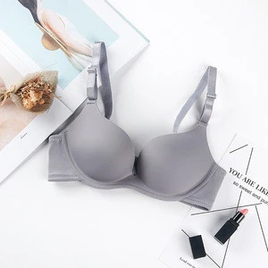 Sexy Hot Model Ladies  Underwear Young Women 36 Size Push Up Girls Teen Brassiere Wireless Teenager Seamless Bra Without Pads