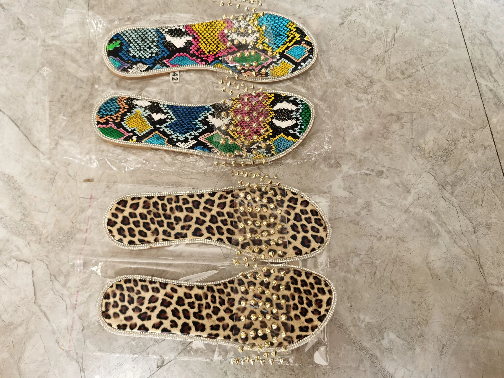 summer Rivet sandals flat heel snake sandal leopard slippers beach shoes for women outdoor daily life spike slipper