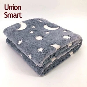 Super soft glow in the dark luminous flannel coral fleece blanket throw with moon and stars