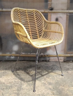 Rattan Chair/Natural Rattan/Metal Legs/Good Quality Chair Garden Furniture