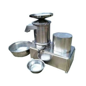 commercial stainless steel egg breaker machine/eggshell and liquid separates machine price