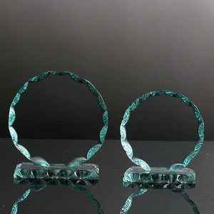 Custom design sport souvenirs blank crystal glass medal and trophy award